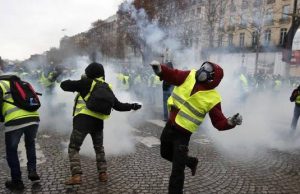Los chalecos amarillos y Macron: lecciones de la historia